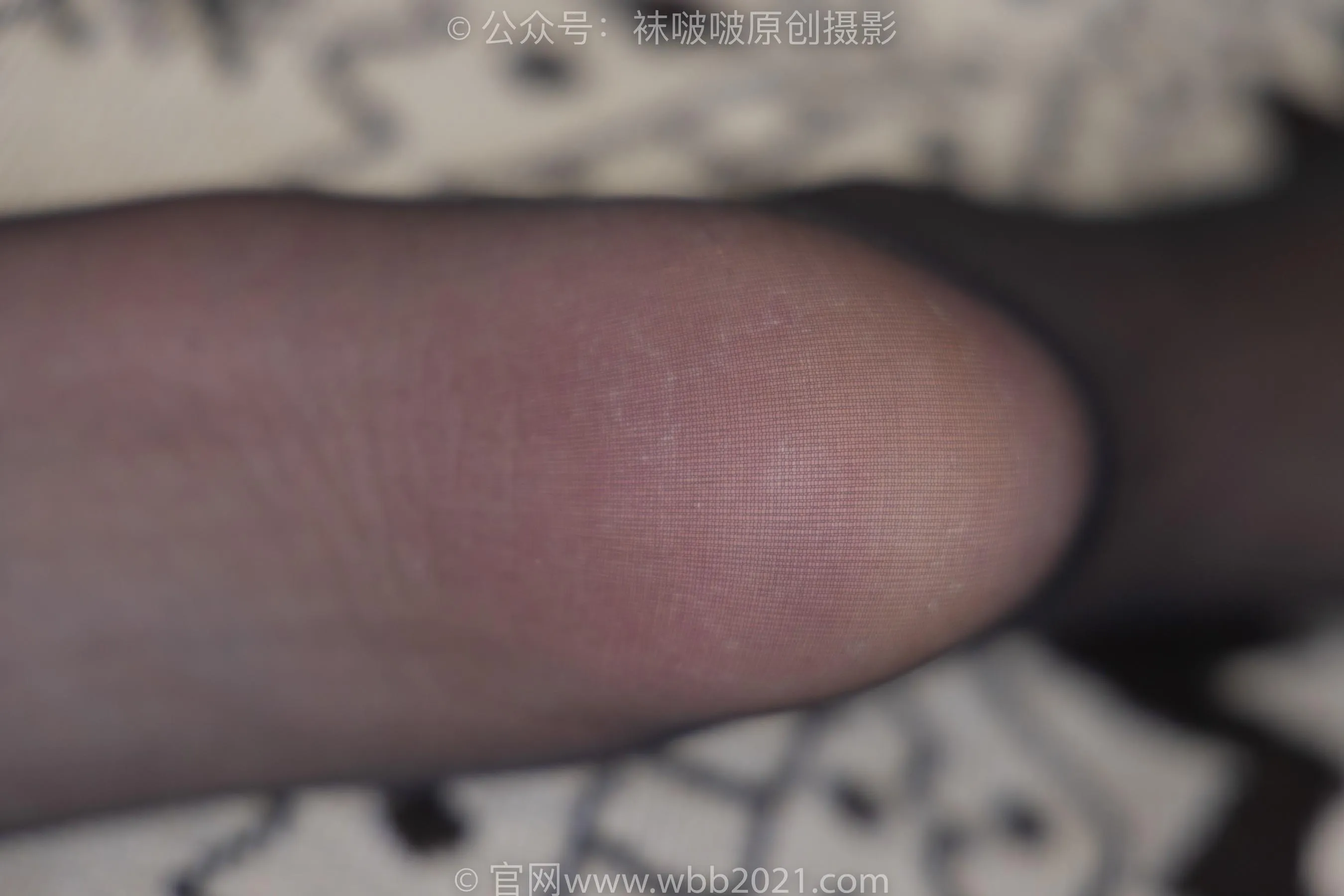[BoBoSocks袜啵啵]NO.233 小甜豆-板鞋、黑丝 [89P]插图5